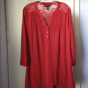 Style & C.O Women’s Tunic Top- Medium